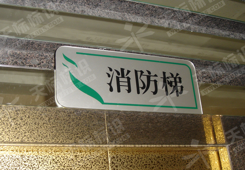 С^(q)T612